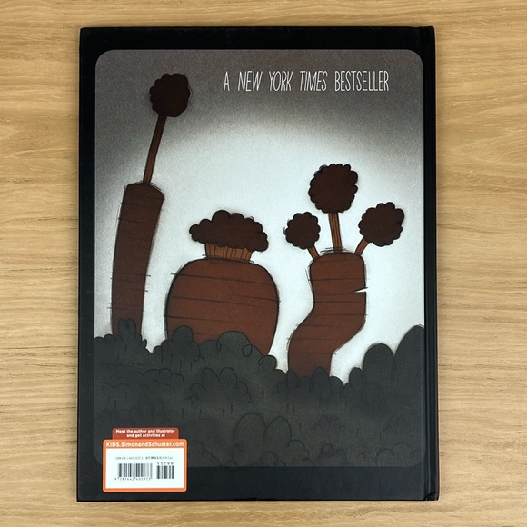 3 Peter Brown’s ‘Creepy’ Book Series - Picture 3 of 9